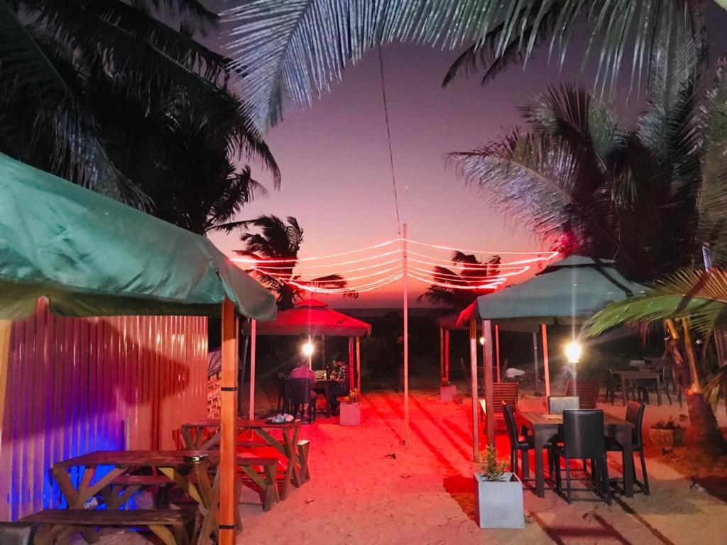 Sea Beach Resort Negombo Exterior foto